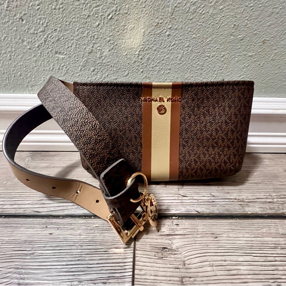 NEW Michael Kors Chocolate and Beige Belt Bag Crossbody Monogram Gold Accents - Picture 1 of 8